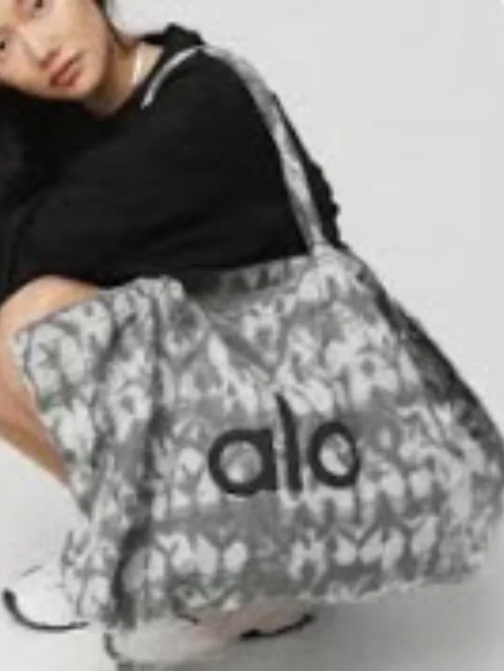 ALO HAT & TOTE BAG
